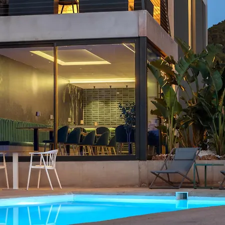 Nature - Luxury Boutique 4* Serra