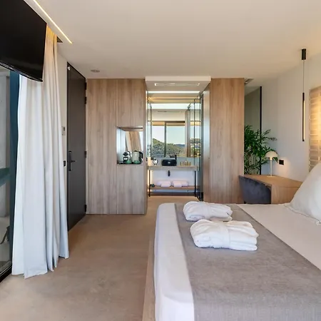 Nature - Luxury Boutique 4* Serra